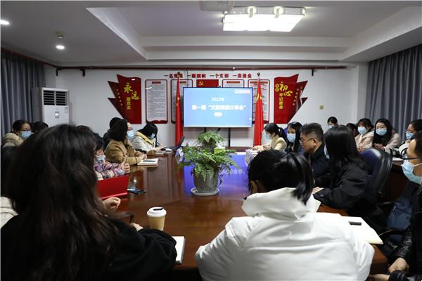 9cc1ff2e7cbc4124b5dac0aae093cc47.jpg