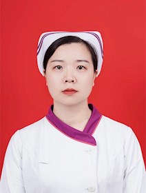 劉　丹