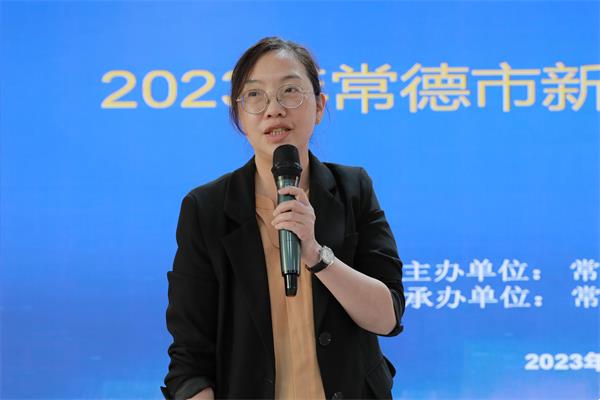a799ef07531e4d01ac619bf1f851fd24.jpg