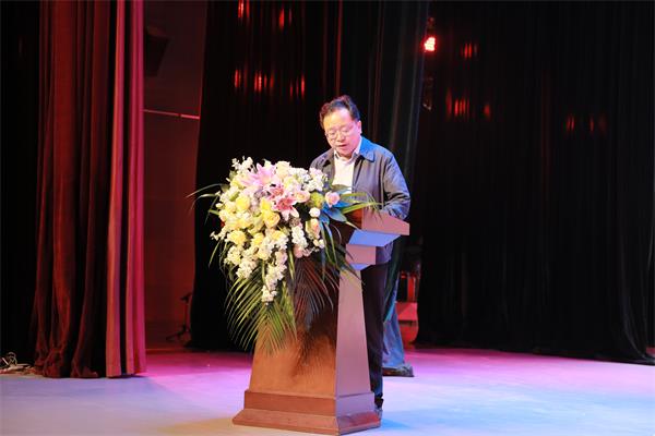 d2cd24e3ded445c6a6cfb82fe6043295.jpg